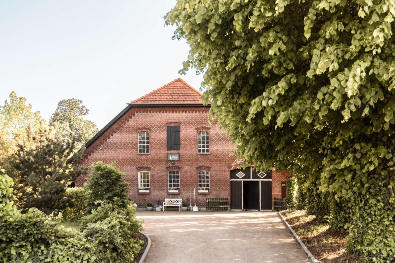 Wiefelstede Hofgut Mollberg酒店 外观 照片